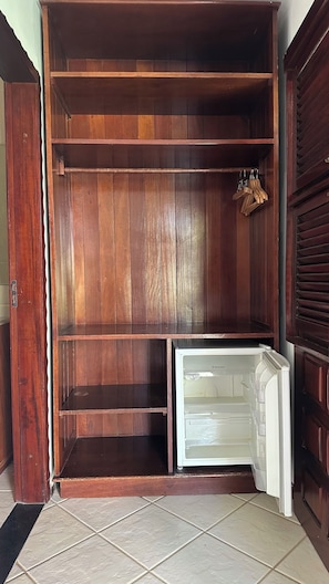Comfort Double or Twin Room, Lanai, Garden View | Free WiFi