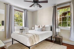 4 bedrooms, iron/ironing board, free WiFi, bed sheets