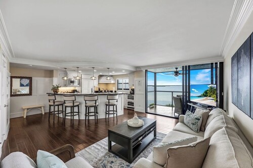 Premium Waterfront Marco Island Condo