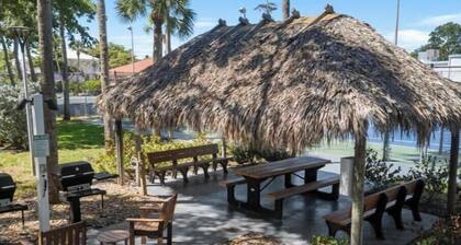 Premium Waterfront Marco Island Condo