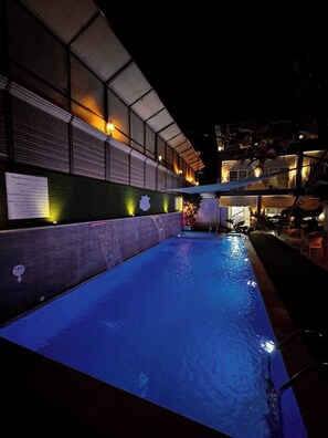 Pool - Private villa with pool in Deadsea Jordan (Alshooneh Aljanobieh)