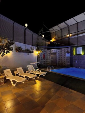 Pool - Private villa with pool in Deadsea Jordan (Alshooneh Aljanobieh)