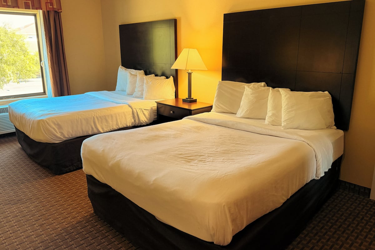 In-room safe, desk, laptop workspace, blackout drapes