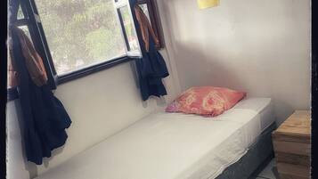 Laptop workspace, blackout curtains, iron/ironing board, free WiFi