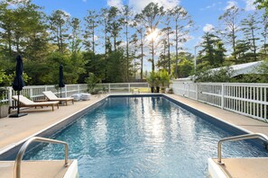 Pool - Stunning Home w/Private Pool, Garden & Firepit (Salisbury)