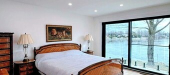 Aqua Luxe Residence Laval