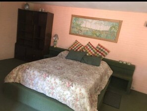 1 bedroom, iron/ironing board, bed sheets - Cabaña privada en villa & Templo Jardin (La Paz)