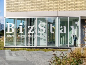 Apartment | Exterior - Comfortable Apartment With Panoramic Views (The Hague)