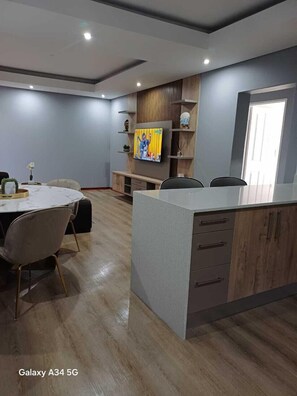 Microwave, oven, cookware/dishes/utensils