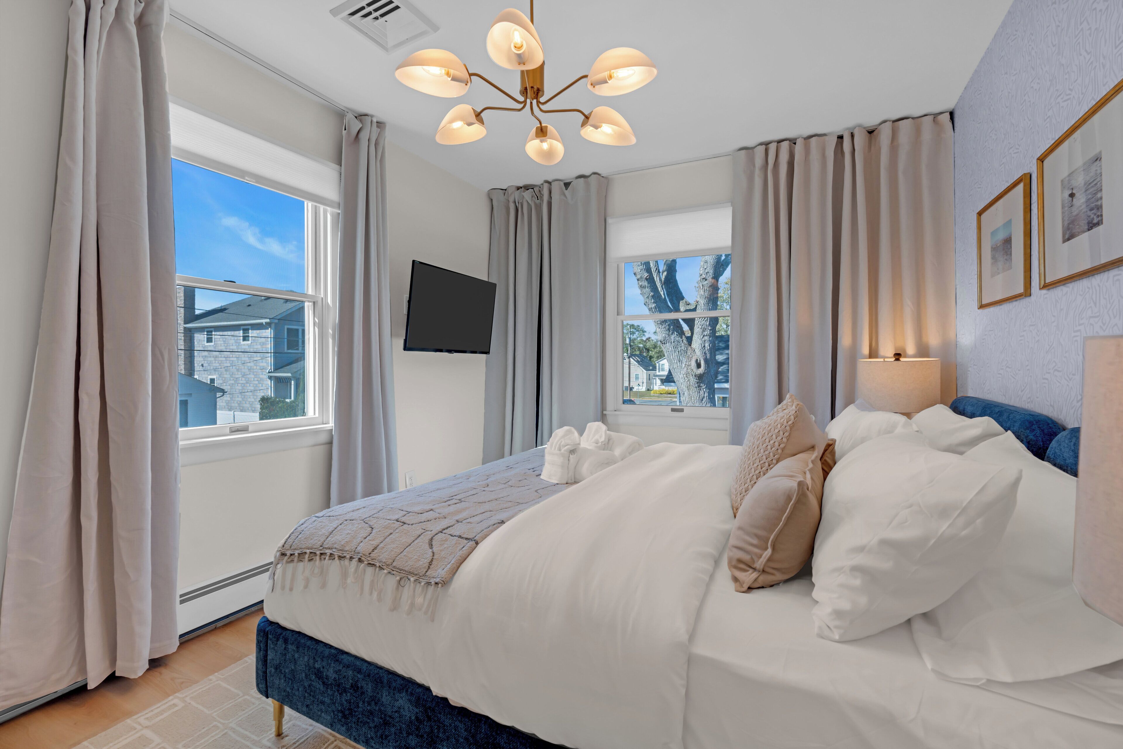 5 chambres, fer et planche à repasser, Wi-Fi gratuit, draps fournis