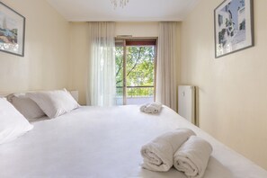 1 Schlafzimmer, Bügeleisen/Bügelbrett, Reisekinderbett, kostenloses WLAN