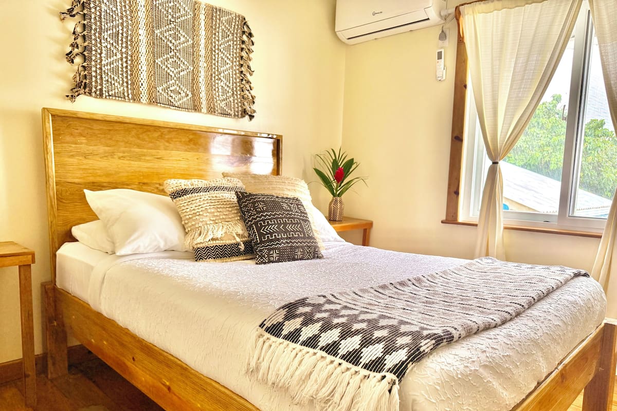 Classic Apartment #5