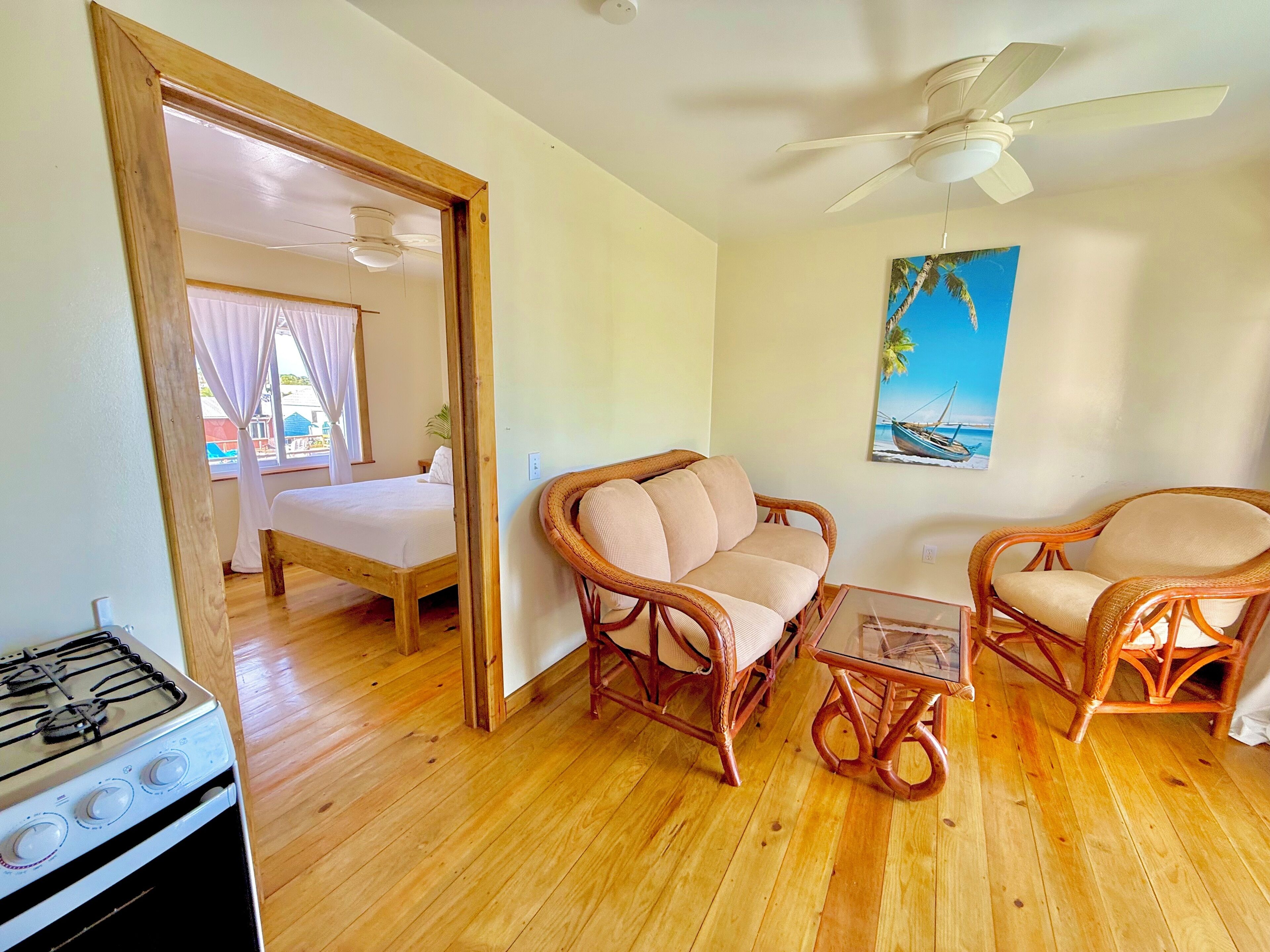 Classic Apartment, Kitchen, Lagoon View | Ruang tamu