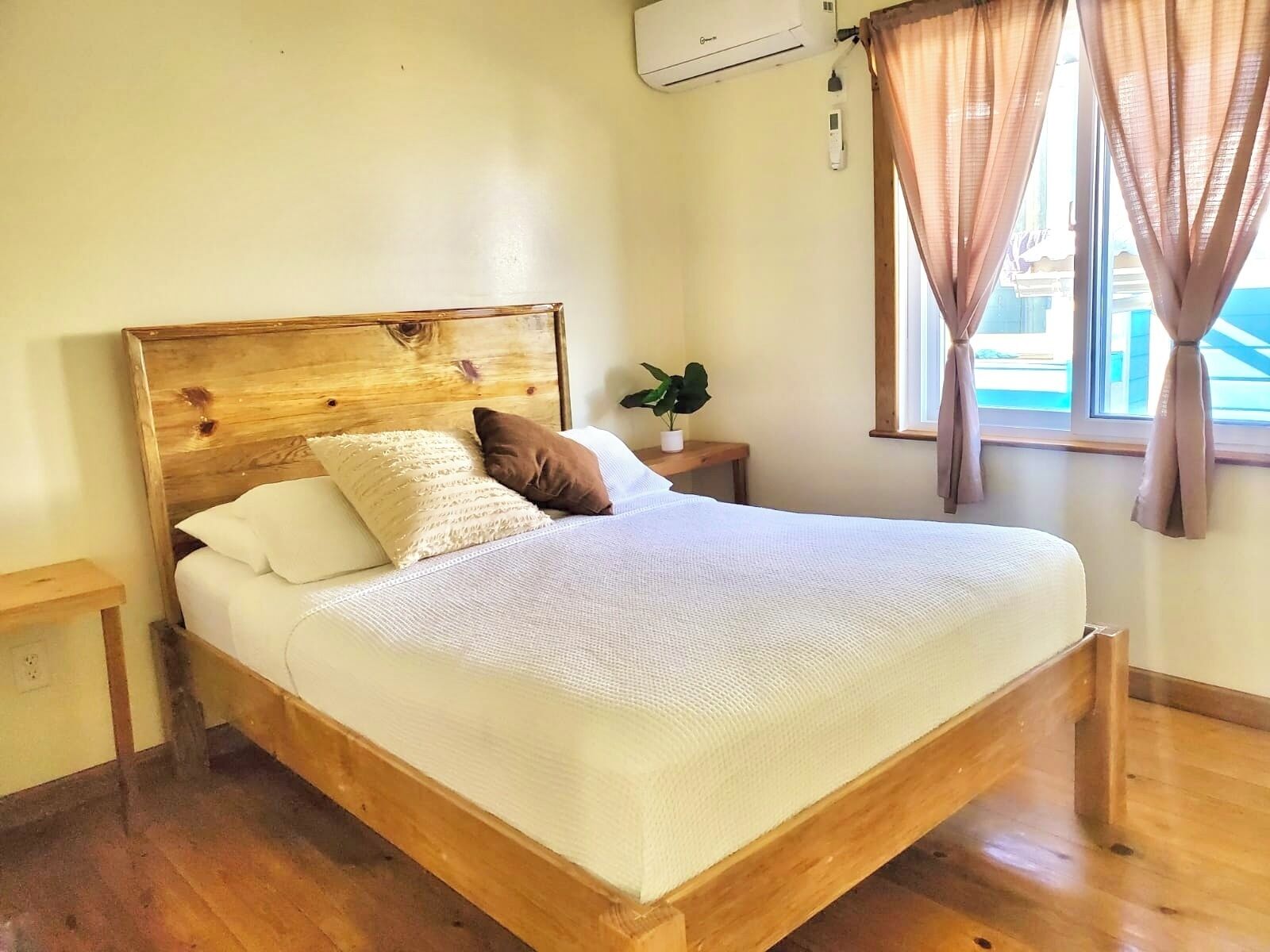 Classic Apartment #2 | Individually decorated, individually furnished, free WiFi, bed sheets