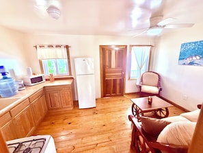 Apartamento clásico, cocina | Cocina privada | Cafetera o tetera