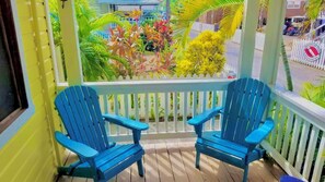 Rumah Comfort | Teras/patio