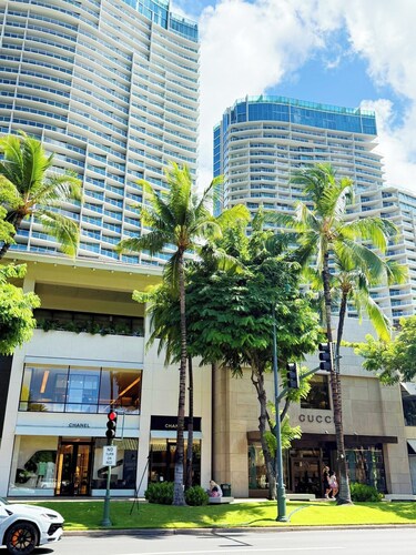 Bposhtels Waikiki Retreat