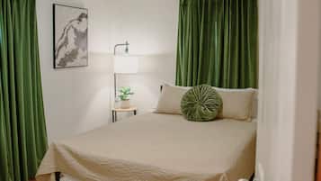 2 bedrooms, iron/ironing board, travel crib, free WiFi