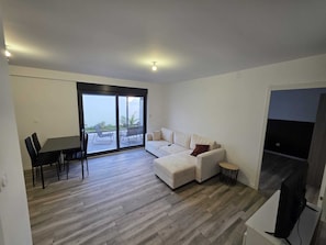 Smart TV - Comfort and tranquility downtown Angers (Saint-Barthélemy-d'Anjou)