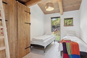 4 habitaciones, tabla de planchar con plancha y wifi gratis 