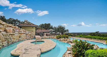 "THE WHOLE EXPERIENCE"! - Cottage #27 in a private country club community.