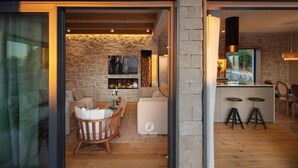 House | Balcony - Luxury Villa With Heated Infinity Pool and Sauna (Pazin)