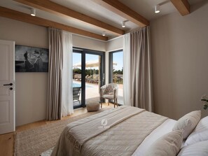 5 chambres, ameublement personnalisé, draps fournis
