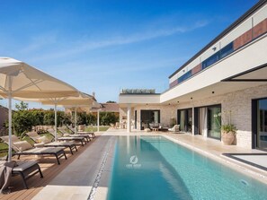 House | Pool | Indoor pool, outdoor pool