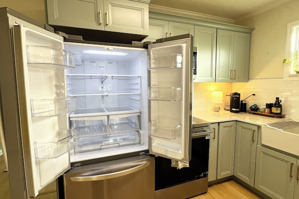 Microonde, forno, piano cottura, lavastoviglie