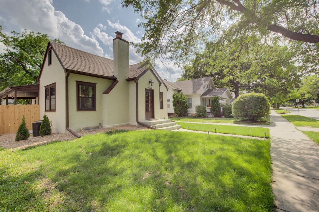 المنشأة من الخارج