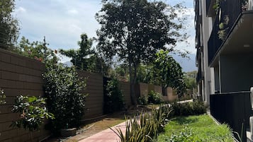 公寓, 2 間臥室, 私人泳池, 花園景