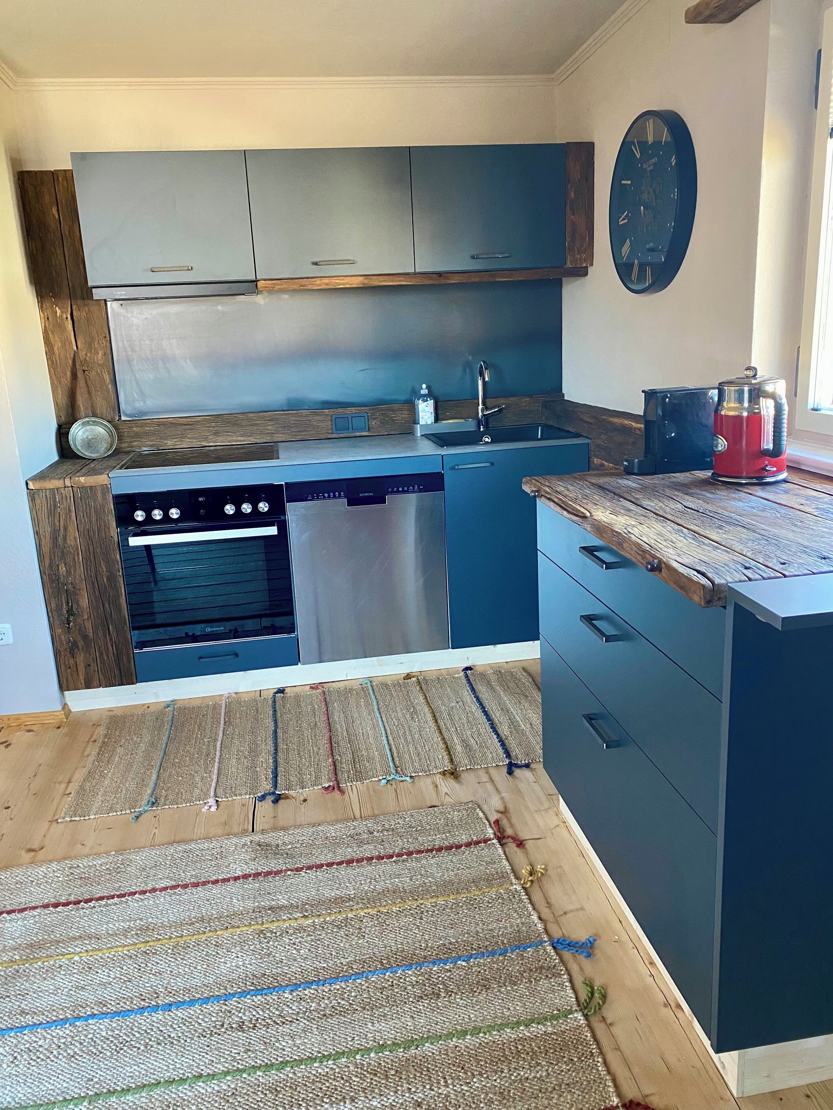 Kühlschrank, Ofen, Herdplatte, Geschirrspüler