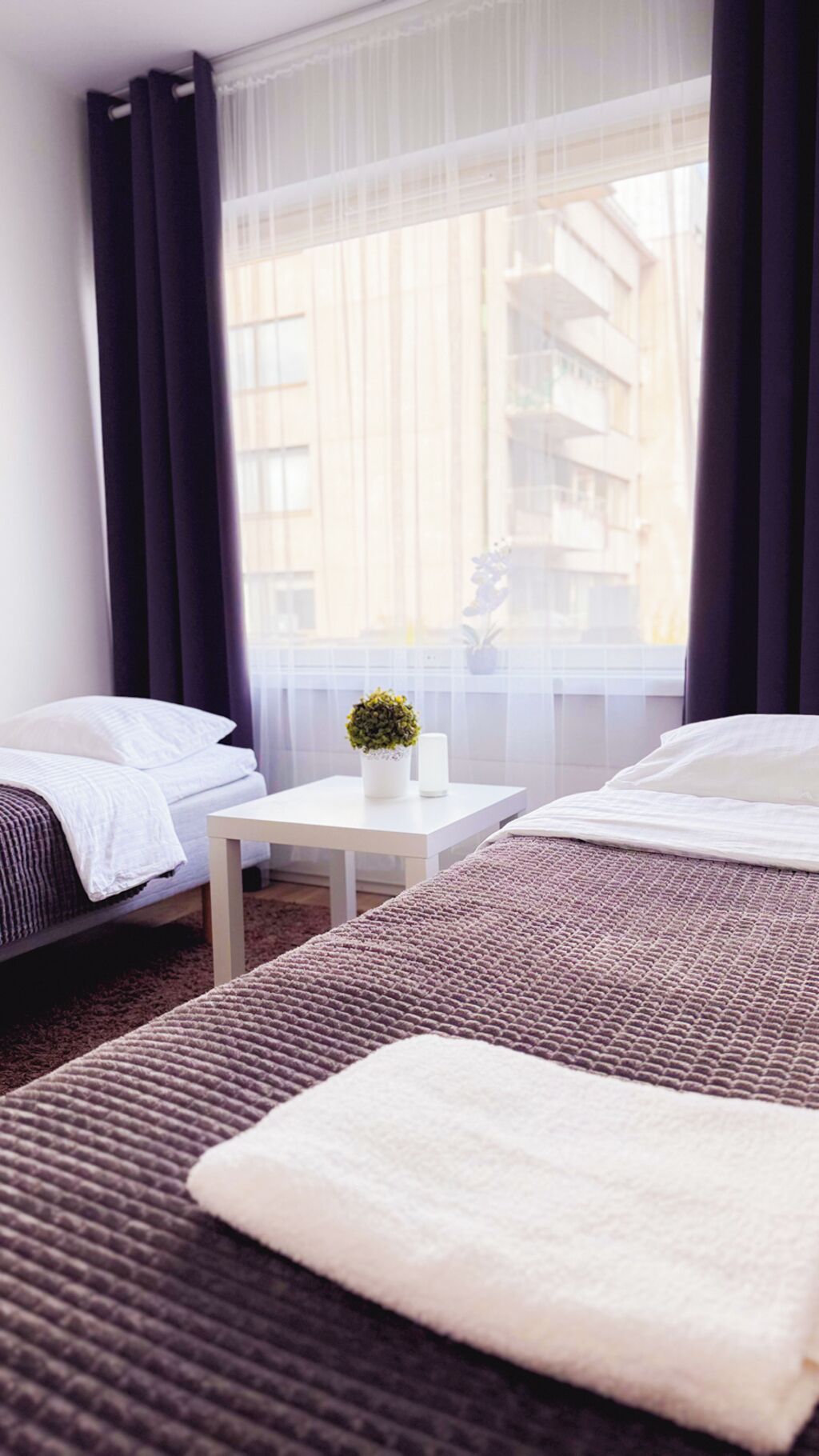 3 chambres, fer et planche à repasser, Wi-Fi, draps fournis