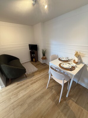 Dining - The little cocoon (Vierzon)