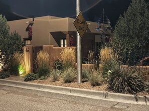 Property grounds - Walk to Plaza and Canyon Road in casita of your own! (Santa Fe)