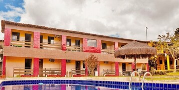 Fachada da propriedade