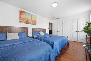 1 habitación, escritorio, tabla de planchar con plancha y wifi gratis 