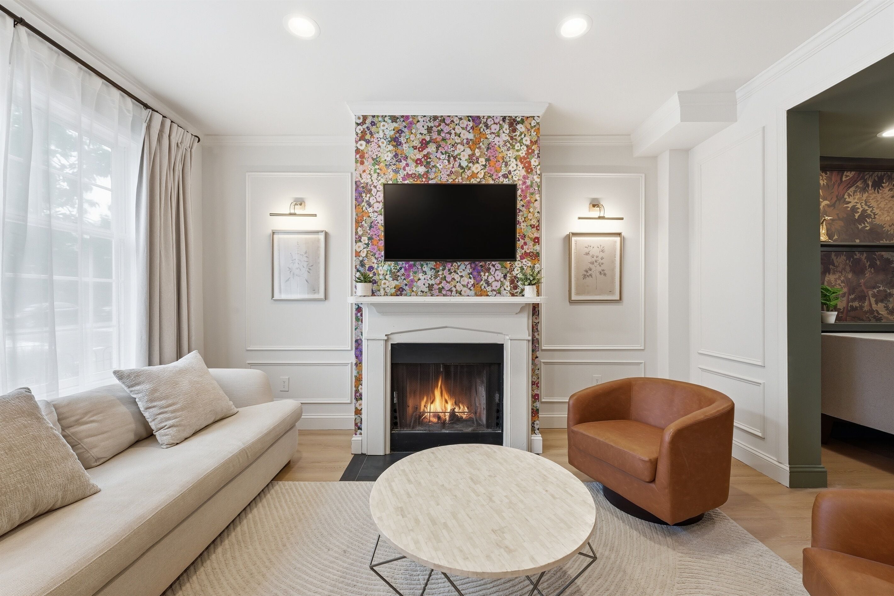 Smart TV, offices