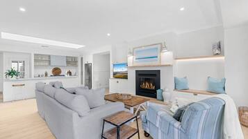 TV, fireplace, DVD player, stereo