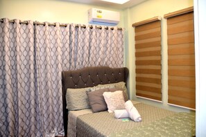 2 chambres, fer et planche à repasser, draps fournis