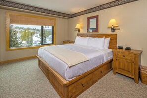 1 dormitori, planxa i posts de planxar, wifi gratuïta i roba de llit 