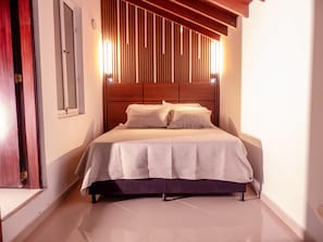 4 Schlafzimmer, Bügeleisen/Bügelbrett, Internetzugang, Bettwäsche