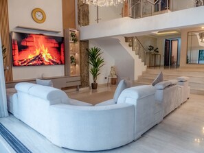 Interior - Luxury Poblado pool house + Spa + Chef + Maid + Concierge (Medellín)