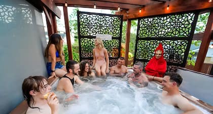 Steam, Swim & Unwind: Your Private Wellness Haven!