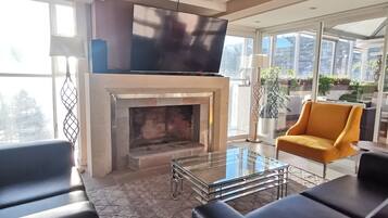 Apartamento superluxo, 4 quartos, piscina particular, vista para a cidade | Sala de estar