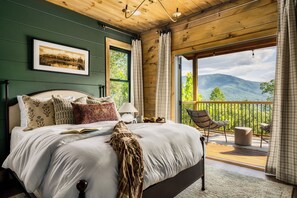 2 soverom, strykejern/-brett, reiseseng for barn og wi-fi (inkludert)