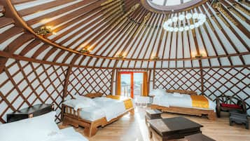 Deluxe Triple Room | Free WiFi