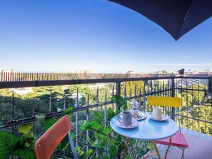 Outdoor dining - San Donato Open Space by Interhome (San Donato Milanese)