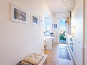 Interior - San Donato Open Space by Interhome (San Donato Milanese)