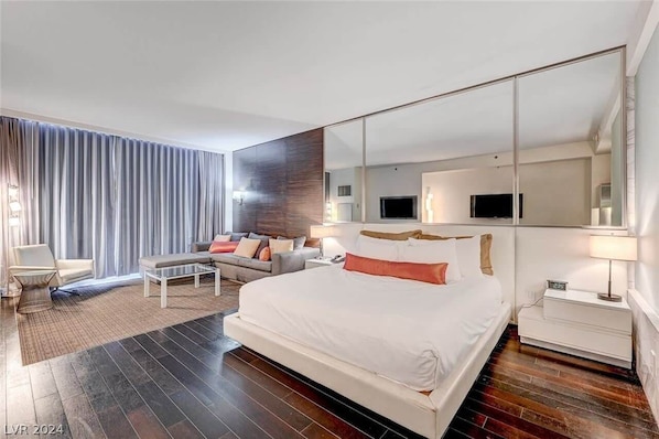 In-room safe, desk, laptop workspace, blackout curtains